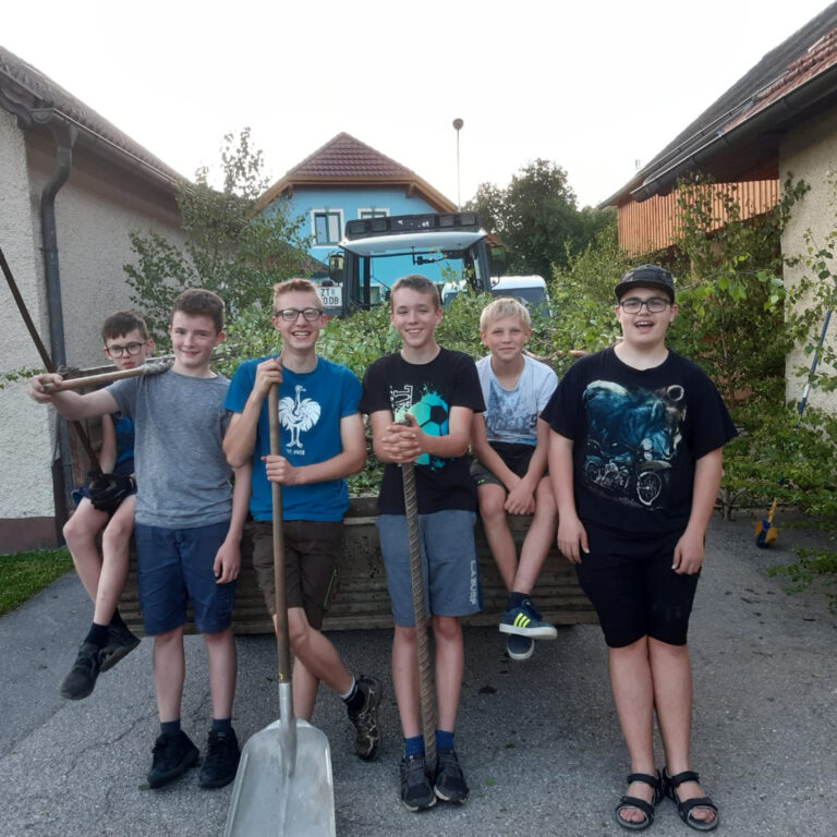 Mehr über den Artikel erfahren Vorbereitungen für die Fronleichnamsprozession!