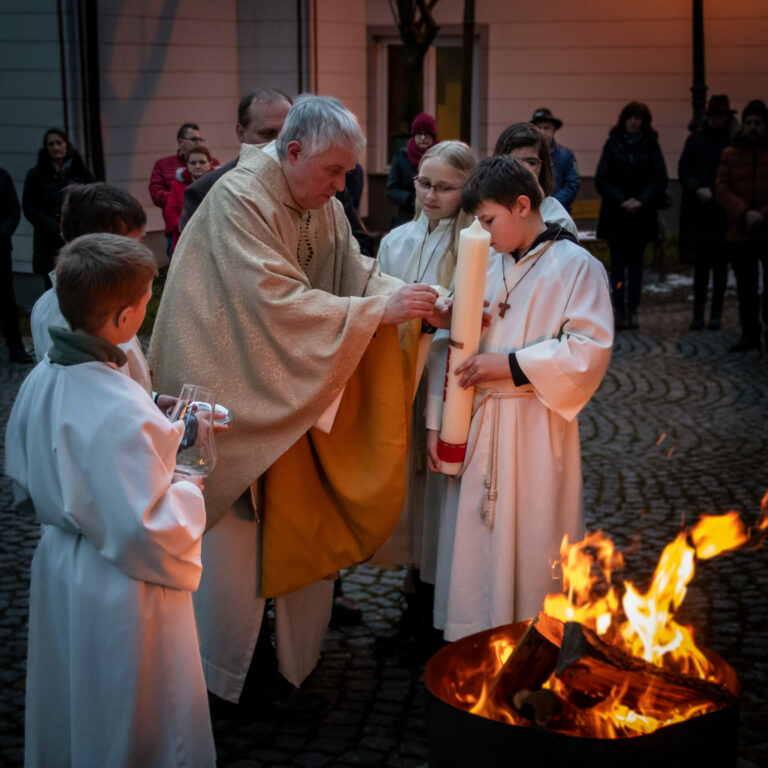 Read more about the article Osternacht – Auferstehung des Herrn