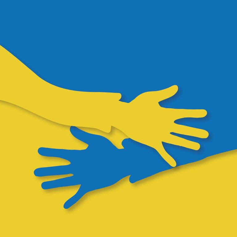 Mehr über den Artikel erfahren Herbst- und Winterbekleidungssammlung für Ukrainekriegsflüchtlinge in Groß Gerungs