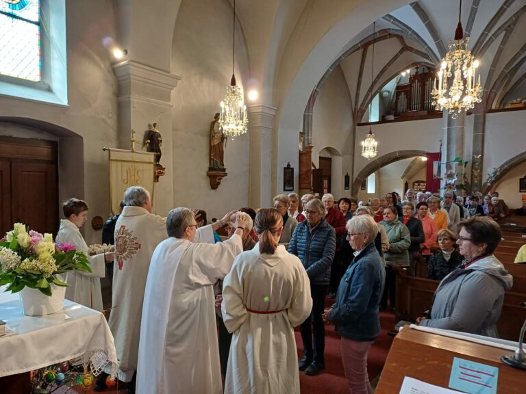 Mehr über den Artikel erfahren Muttertags-Familiengottesdienst